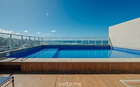 Condo. c/ Piscina e Academia a 70m da Praia - SMA